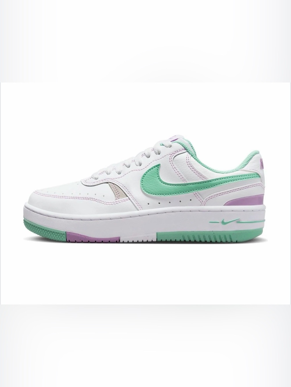 Nike Gamma Force Shoes - White & Emerald Rise (Size 5.5)